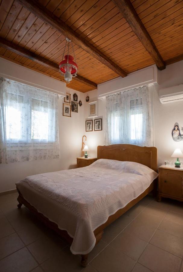 Marathos Beach House Marathon  ภายนอก รูปภาพ
