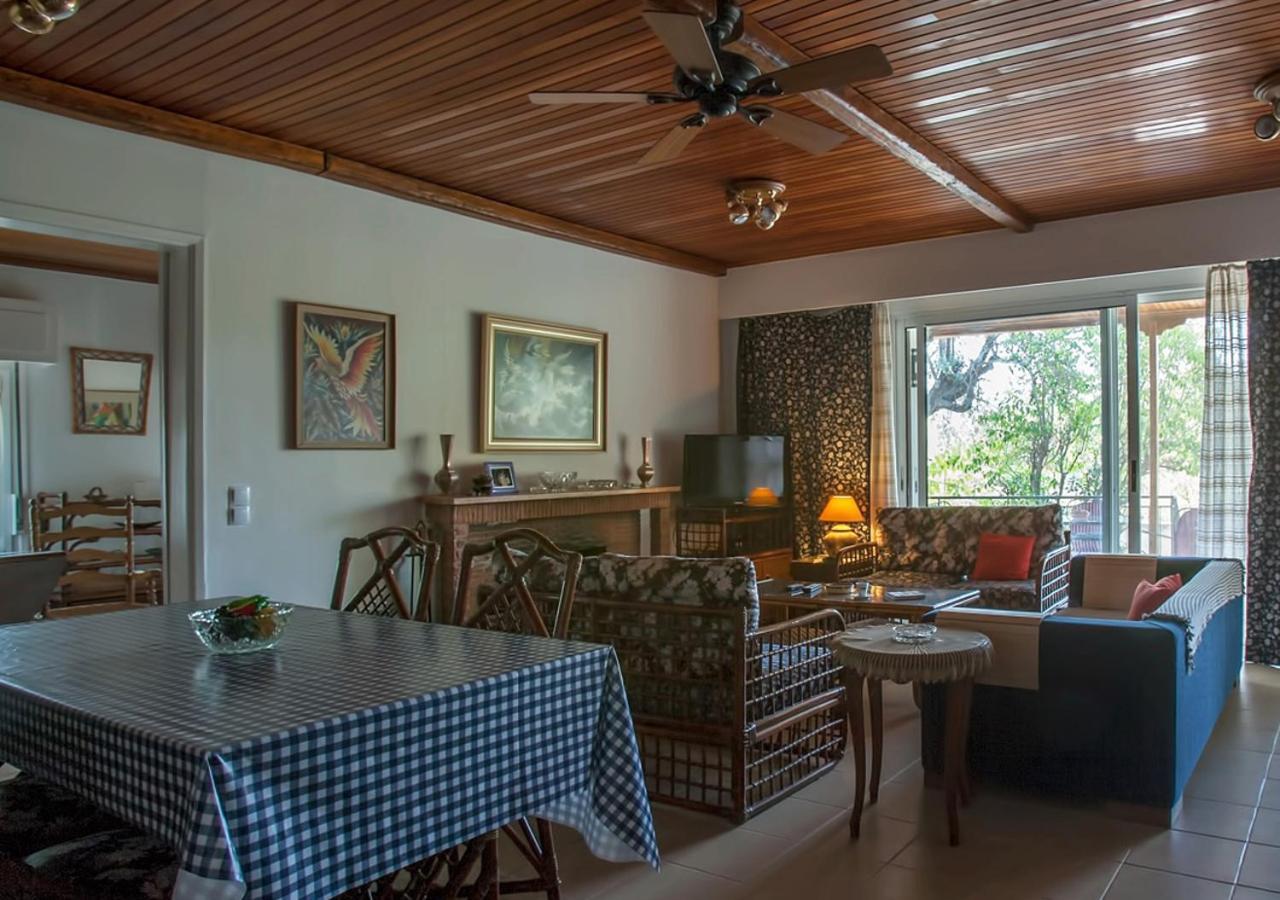 Marathos Beach House Marathon  ภายนอก รูปภาพ
